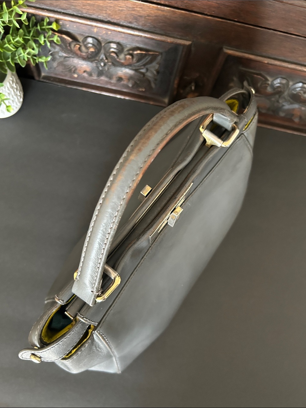 Gray Leather Top-Handle Women’s Bag - Picture 7 of 17